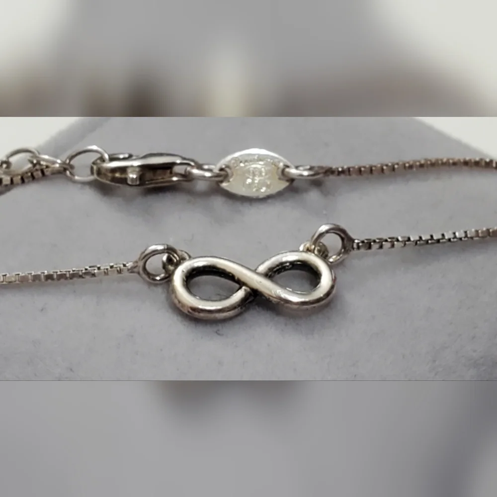 Vtg. Sterling Silver Infinity Necklace by Duadema Italy - Picture 8 of 8